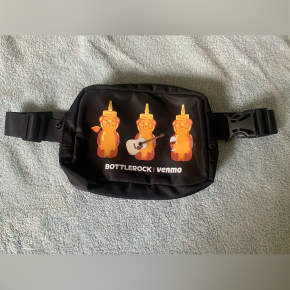BottleRock Festival Fanny Pack Sling Crossbody Bag Poppy Honey Bear Guitar Wine - Picture 2 of 8